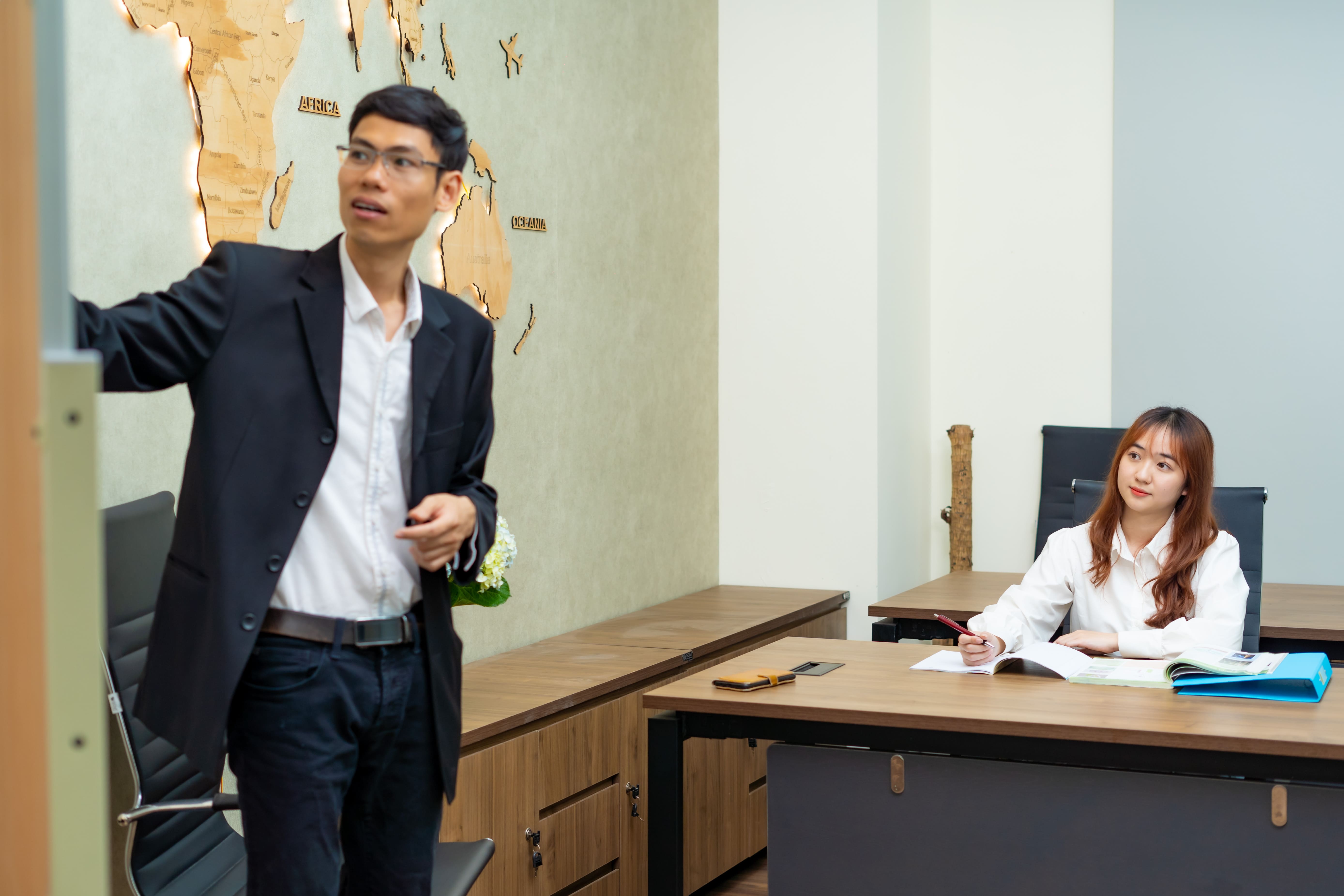 Gia sư IBDP có thực sự cần thiết khi con đã học trường quốc tế? 3 Gia sư IBDP hỗ trợ học sinh luyện thi IB hiệu quả